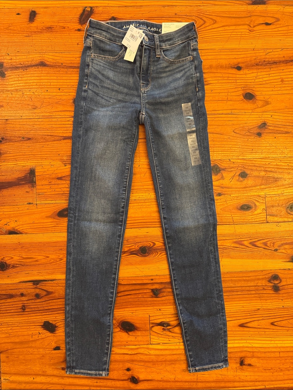 American Eagle Outfitters Skinny Jeans in Dark Blue Wash